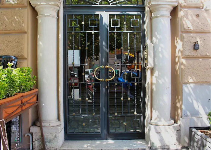 Your Perfect Roman Getaway In Vatican